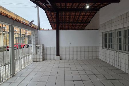 Garagem de casa para alugar com 2 quartos, 91m² em Real, Praia Grande
