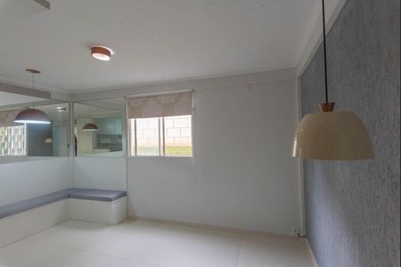 Sala de apartamento para alugar com 2 quartos, 50m² em Parque Residencial Vila União, Campinas
