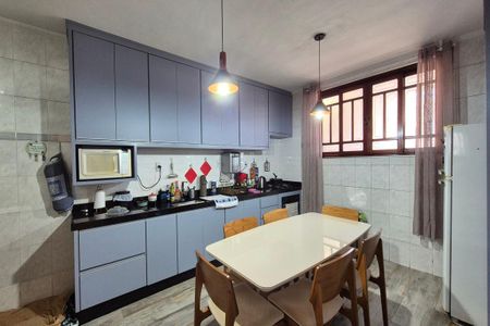 Cozinha de casa à venda com 3 quartos, 249m² em Jardim dos Oliveiras, Campinas
