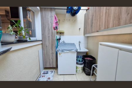 Casa de condomínio à venda com 72m², 2 quartos e 2 vagas