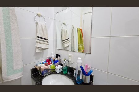 Casa de condomínio à venda com 72m², 2 quartos e 2 vagas