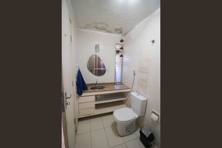 Banheiro social de apartamento para alugar com 2 quartos, 67m² em Vila Celeste, São Paulo