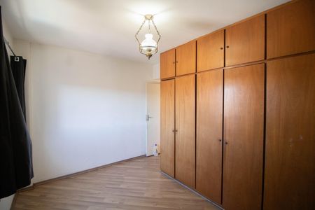 Apartamento para alugar com 67m², 2 quartos e 1 vaga Apartamento para alugar com 67m², 2 quartos e 1 vagaQuarto