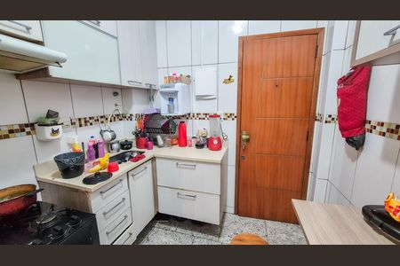 Cozinha  de apartamento para alugar com 2 quartos, 70m² em Bonsucesso, Rio de Janeiro
