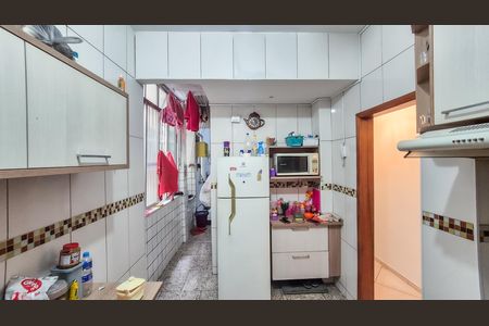 Cozinha  de apartamento para alugar com 2 quartos, 70m² em Bonsucesso, Rio de Janeiro