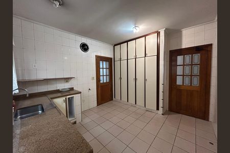 Cozinha de casa para alugar com 6 quartos, 167m² em Cidade Mãe do Céu, São Paulo