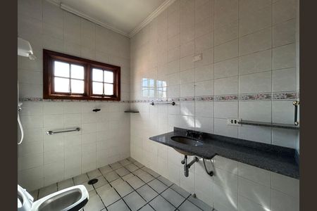 Banheiro Quarto 6 de casa para alugar com 6 quartos, 167m² em Cidade Mãe do Céu, São Paulo