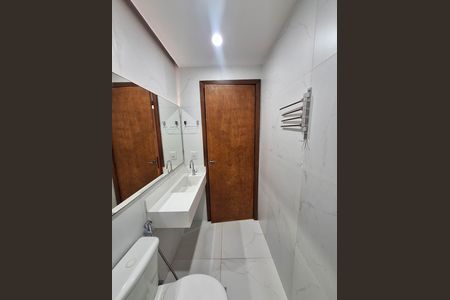 Apartamento para alugar com 120m², 3 quartos e 2 vagas Apartamento para alugar com 120m², 3 quartos e 2 vagasBanheiro Social