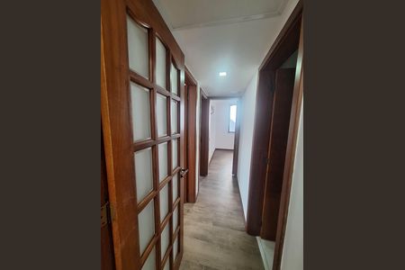 Apartamento para alugar com 120m², 3 quartos e 2 vagas Apartamento para alugar com 120m², 3 quartos e 2 vagasCorredor