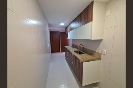 Apartamento para alugar com 120m², 3 quartos e 2 vagas Apartamento para alugar com 120m², 3 quartos e 2 vagasCozinha e Área de Serviço