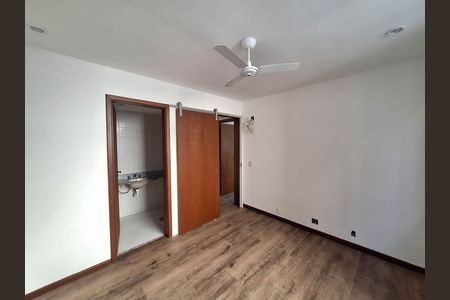 Apartamento para alugar com 120m², 3 quartos e 2 vagas Apartamento para alugar com 120m², 3 quartos e 2 vagasSuíte