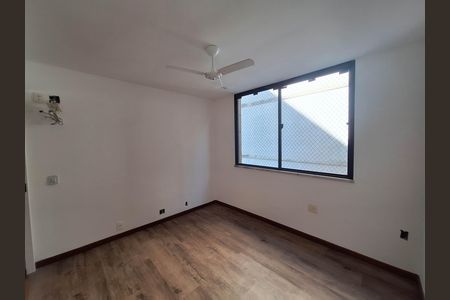 Apartamento para alugar com 120m², 3 quartos e 2 vagas Apartamento para alugar com 120m², 3 quartos e 2 vagasSuíte