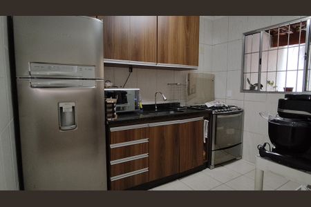 Casa de condomínio para alugar com 140m², 3 quartos e 2 vagas