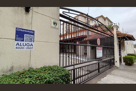 Casa de condomínio para alugar com 140m², 3 quartos e 2 vagas