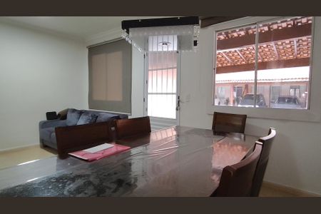 Casa de Condomínio para alugar com 3 quartos, 140m² em Jaraguá, São Paulo