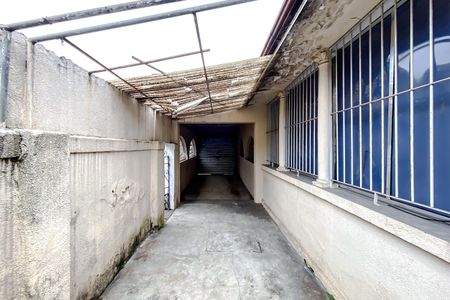 Garagem de casa para alugar com 3 quartos, 124m² em Quarta Parada, São Paulo