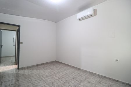 Quarto 2 de casa para alugar com 2 quartos, 50m² em Tibery, Uberlândia