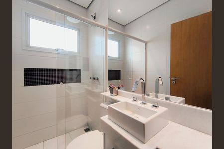 Casa de condomínio para alugar com 470m², 5 quartos e 10 vagas Casa de condomínio para alugar com 470m², 5 quartos e 10 vagasBanheiro da Suíte 2