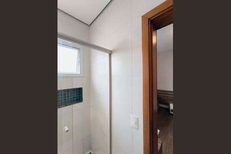 Casa de condomínio para alugar com 470m², 5 quartos e 10 vagas Casa de condomínio para alugar com 470m², 5 quartos e 10 vagasBanheiro da Suíte 3