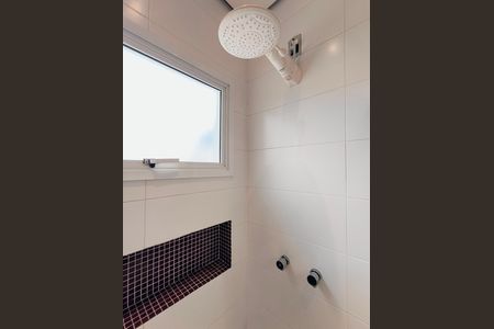 Casa de condomínio para alugar com 470m², 5 quartos e 10 vagas Casa de condomínio para alugar com 470m², 5 quartos e 10 vagasBanheiro da Suíte 2