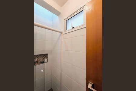 Casa de condomínio para alugar com 470m², 5 quartos e 10 vagas Casa de condomínio para alugar com 470m², 5 quartos e 10 vagasBanheiro da Suíte 5