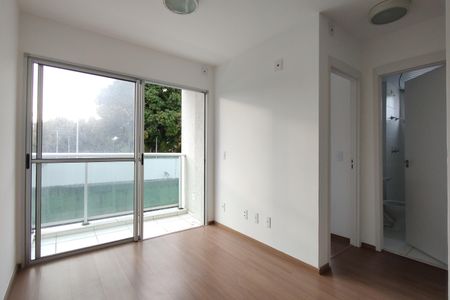 Apartamento para alugar com 50m², 2 quartos e 1 vaga Apartamento para alugar com 50m², 2 quartos e 1 vagaSala