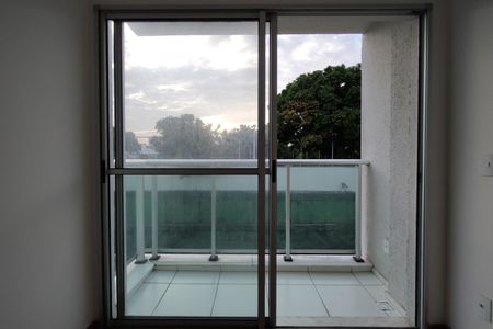 Apartamento para alugar com 50m², 2 quartos e 1 vaga Apartamento para alugar com 50m², 2 quartos e 1 vagaVaranda