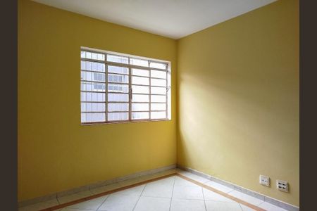 Sala 1 de casa para alugar com 2 quartos, 125m² em Cidade Mãe do Céu, São Paulo