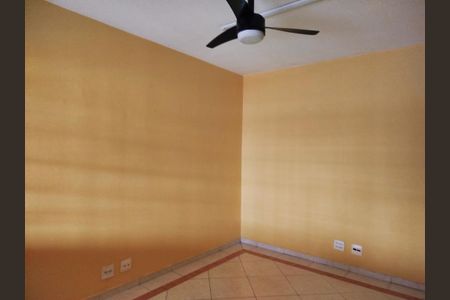 Sala 2 de casa para alugar com 2 quartos, 125m² em Cidade Mãe do Céu, São Paulo