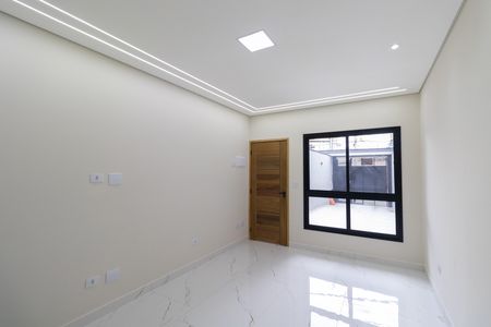 Casa à venda com 2 quartos, 84m² em Parque Maria Luiza, São Paulo