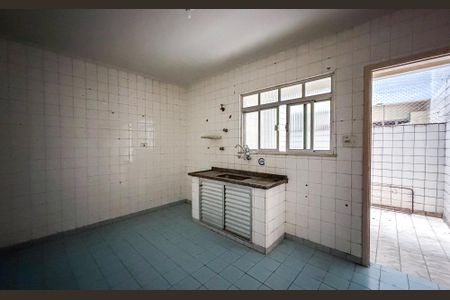 Cozinha de apartamento para alugar com 2 quartos, 85m² em Quarta Parada, São Paulo