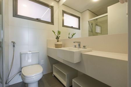 Suíte 1 de apartamento para alugar com 2 quartos, 126m² em Pinheiros, São Paulo