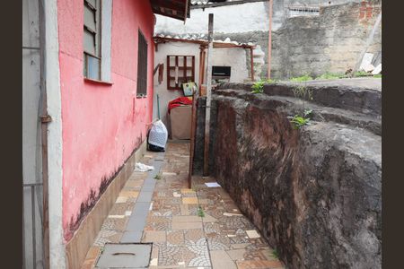 quintal dos fundos de casa à venda com 2 quartos, 95m² em Vila Industrial, São Paulo