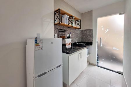Cozinha de kitnet/studio para alugar com 1 quarto, 25m² em Icaraí, Niterói