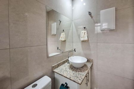 Studio para alugar com 25m², 1 quarto e sem vaga Studio para alugar com 25m², 1 quarto e sem vagaBanheiro