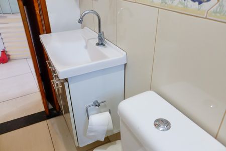 Casa para alugar com 50m², 1 quarto e 1 vaga Casa para alugar com 50m², 1 quarto e 1 vagaBanheiro