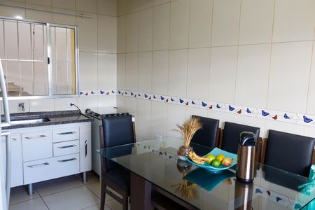 Casa para alugar com 50m², 1 quarto e 1 vaga Casa para alugar com 50m², 1 quarto e 1 vagaCozinha