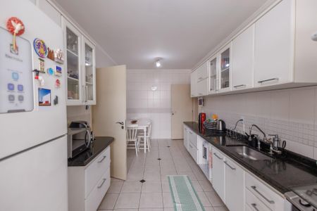 Apartamento para alugar com 168m², 4 quartos e 2 vagas Apartamento para alugar com 168m², 4 quartos e 2 vagasCozinha