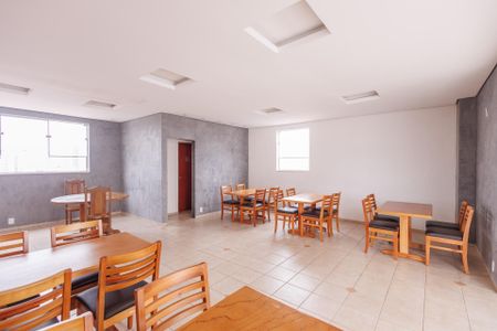 Apartamento para alugar com 168m², 4 quartos e 2 vagas Apartamento para alugar com 168m², 4 quartos e 2 vagasÁrea comum - Salão de festas