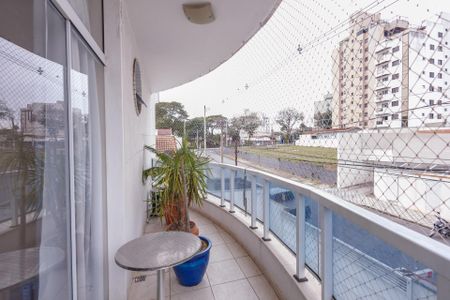 Apartamento para alugar com 168m², 4 quartos e 2 vagas Apartamento para alugar com 168m², 4 quartos e 2 vagasVaranda