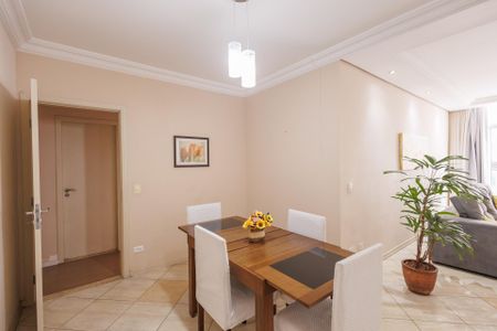 Apartamento para alugar com 168m², 4 quartos e 2 vagas Apartamento para alugar com 168m², 4 quartos e 2 vagasSala de Jantar