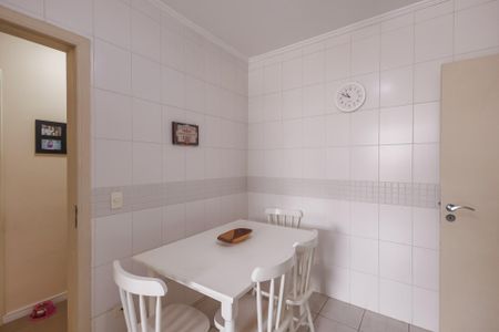 Apartamento para alugar com 168m², 4 quartos e 2 vagas Apartamento para alugar com 168m², 4 quartos e 2 vagasCozinha