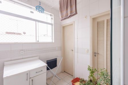 Apartamento para alugar com 168m², 4 quartos e 2 vagas Apartamento para alugar com 168m², 4 quartos e 2 vagasÁrea de Serviço