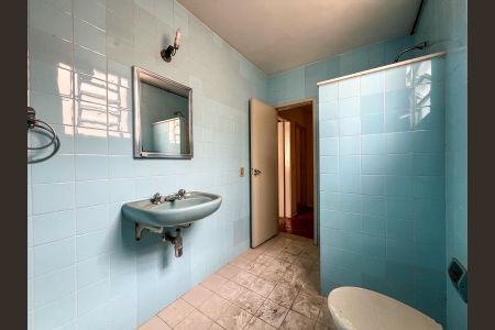 Apartamento à venda com 239m², 3 quartos e 1 vaga Apartamento à venda com 239m², 3 quartos e 1 vagaBanheiro