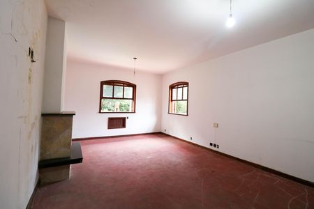 Casa para alugar com 10m², 7 quartos e 6 vagas Casa para alugar com 10m², 7 quartos e 6 vagasSuíte