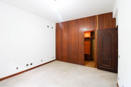 Casa para alugar com 10m², 7 quartos e 6 vagas Casa para alugar com 10m², 7 quartos e 6 vagasQuarto 3