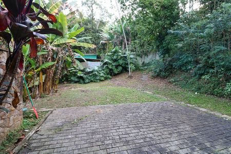 Casa para alugar com 10m², 7 quartos e 6 vagas Casa para alugar com 10m², 7 quartos e 6 vagasGaragem