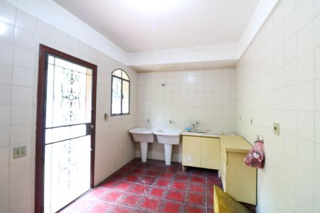 Casa para alugar com 10m², 7 quartos e 6 vagas Casa para alugar com 10m², 7 quartos e 6 vagasÁrea de Serviço