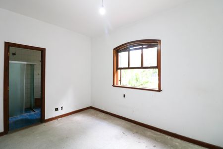 Casa para alugar com 10m², 7 quartos e 6 vagas Casa para alugar com 10m², 7 quartos e 6 vagasSuíte 2