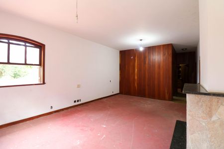 Casa para alugar com 10m², 7 quartos e 6 vagas Casa para alugar com 10m², 7 quartos e 6 vagasSuíte